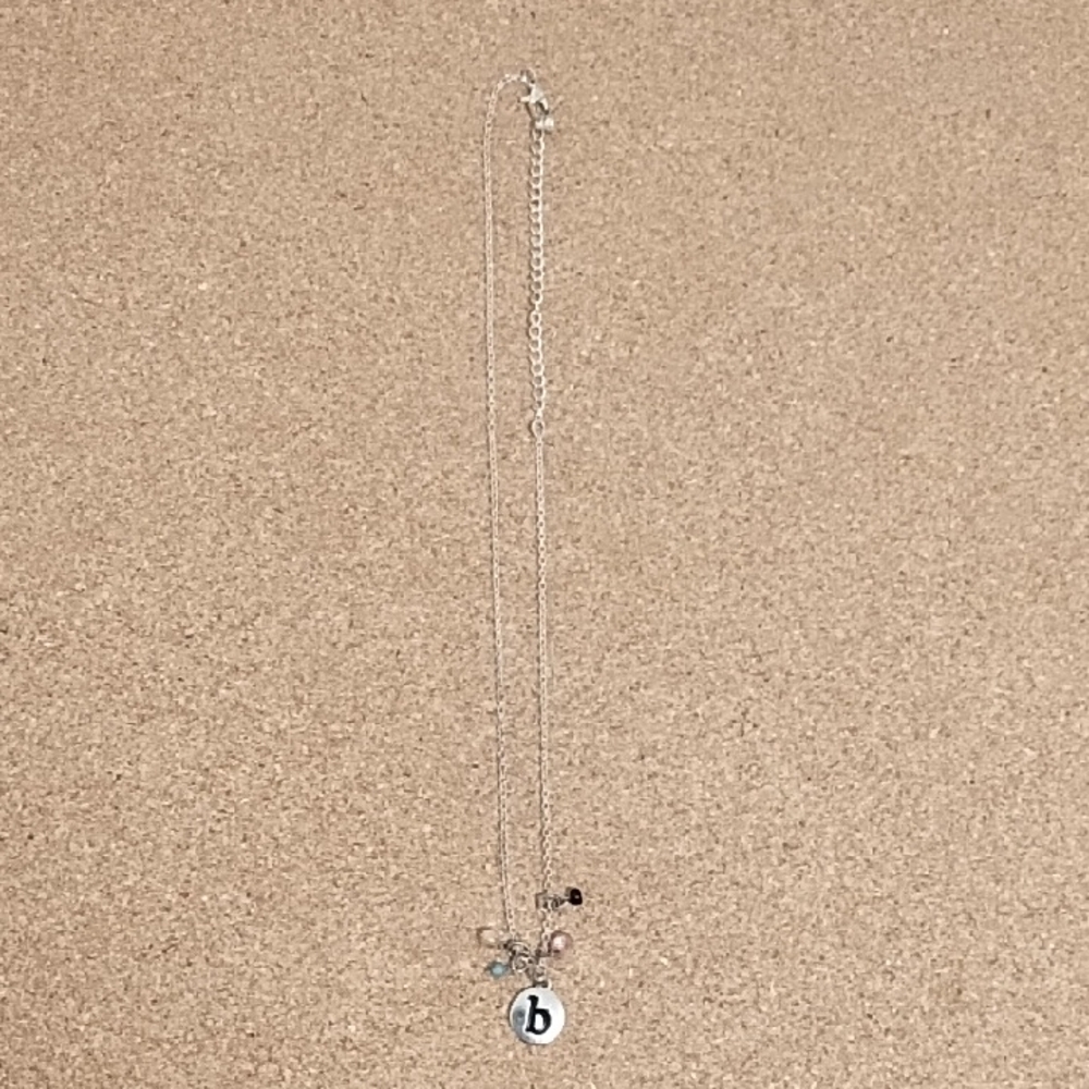 Chic Silver Pendant Necklace With Letter "b"
